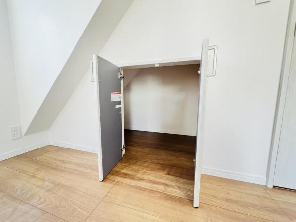 横浜市保土ケ谷区常盤台 中古戸建 収納