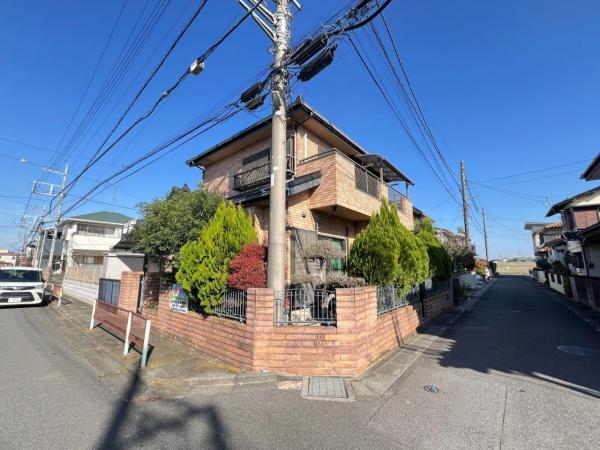 春日部市藤塚 中古戸建 前面道路含む現地写真