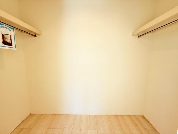 千葉市加曽利町6期3棟 ウォークインクローゼット