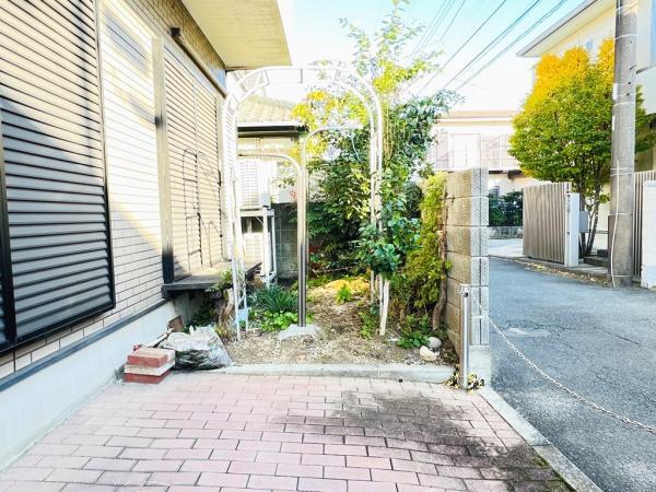 相模原市中央区陽光台２丁目 中古戸建 庭