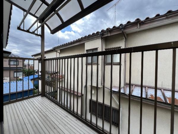 坂戸市鎌倉町 中古戸建 バルコニー