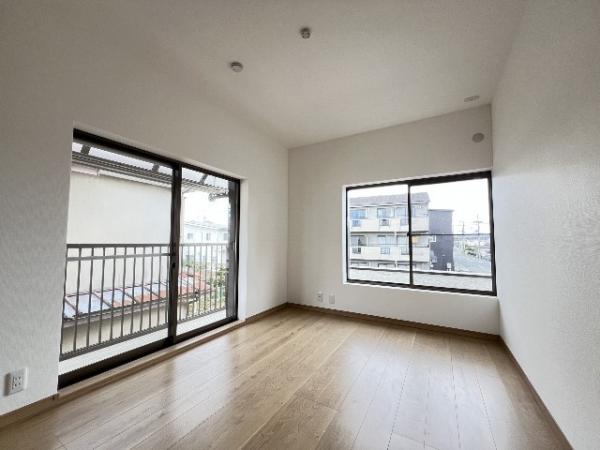 坂戸市鎌倉町 中古戸建 寝室