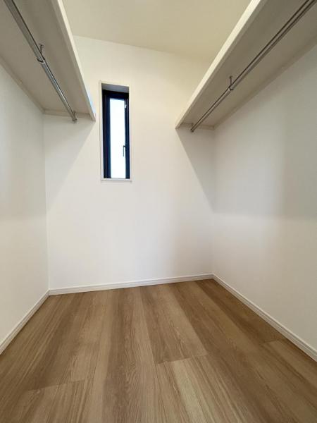 川越市大字的場　戸建 ウォークインクローゼット