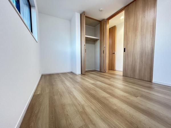 川越市大字的場　戸建 洋室