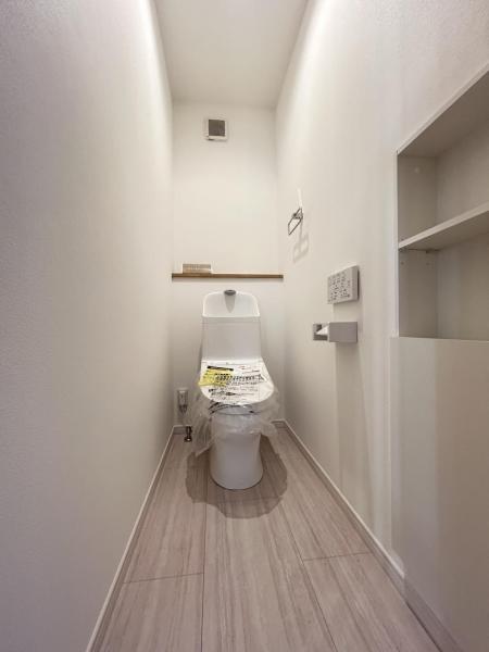 川越市大字的場　戸建 トイレ