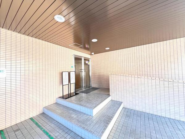 コスモ川口並木元町エグゼ エントランス（外）
