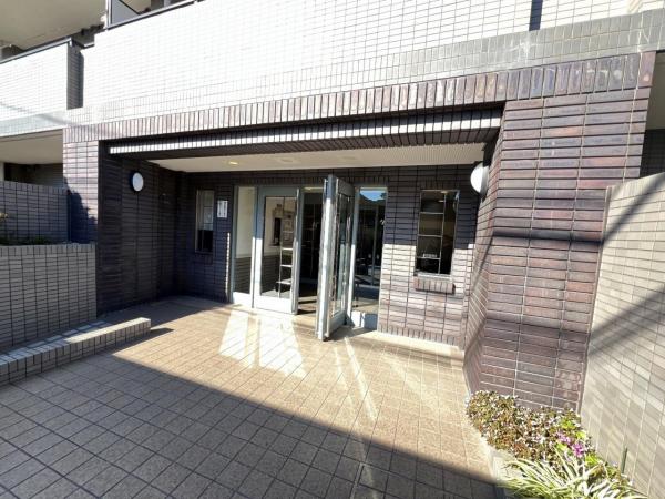 ワコーレ春日部南 エントランス（外）
