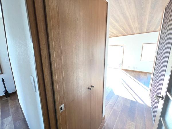 高座郡寒川町岡田５丁目 中古戸建 収納