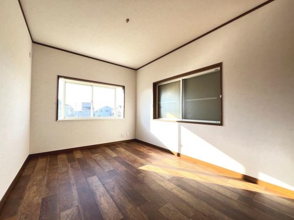 高座郡寒川町岡田５丁目 中古戸建 洋室