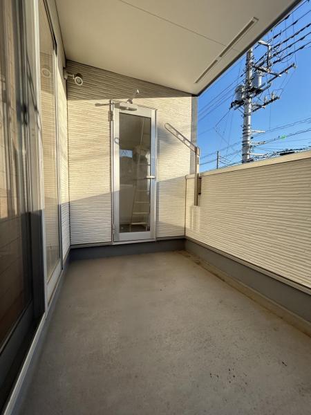 川越市石原町２丁目 中古戸建 バルコニー