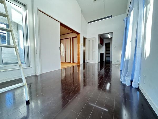 川越市石原町２丁目 中古戸建 リビング