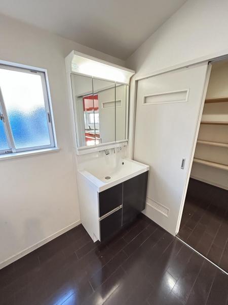 川越市石原町２丁目 中古戸建 洗面化粧台