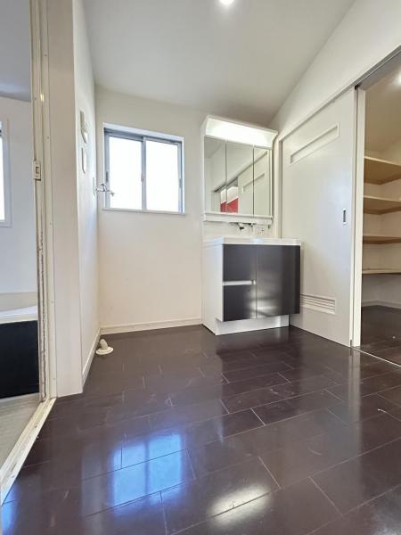 川越市石原町２丁目 中古戸建 ランドリースペース