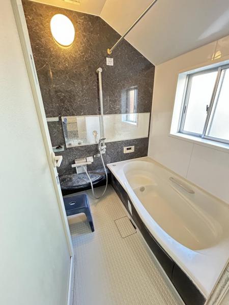 川越市石原町２丁目 中古戸建 浴室