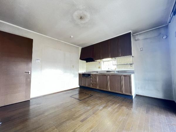 ふじみ野市西２丁目 中古戸建 リビング