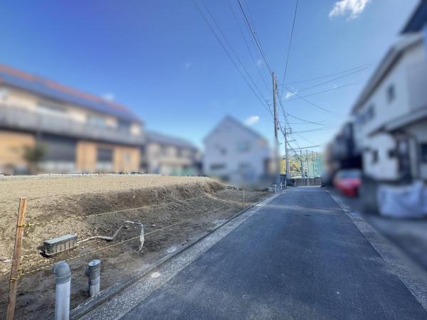 横須賀市浦上台１丁目 土地 前面道路含む現地写真