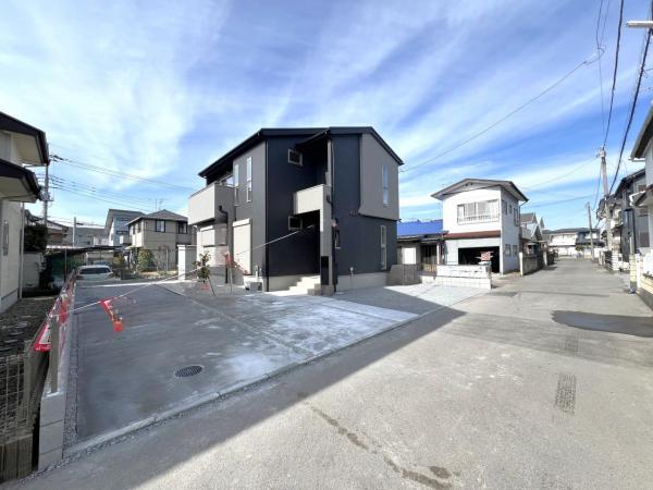 宇都宮市岩曽町 戸建　 前面道路含む現地写真