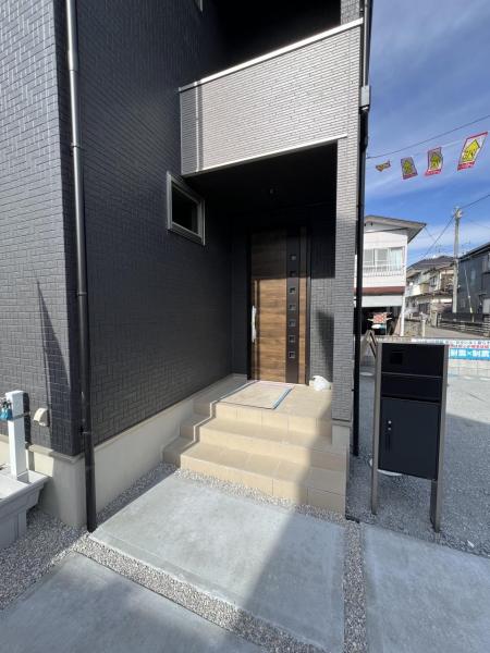 宇都宮市岩曽町 戸建　 玄関