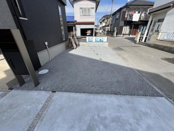 宇都宮市岩曽町 戸建　 駐車場