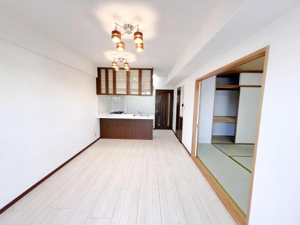 ライツ本厚木 リビングダイニング