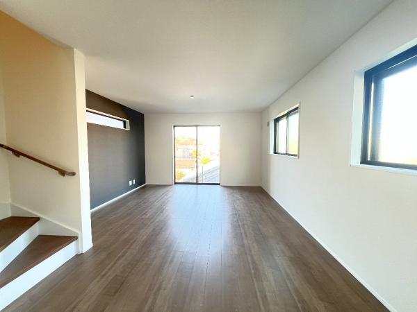 新築戸建 横浜市港南区上永谷５丁目 横浜市営地下鉄ブルーライン上永谷駅 6,190万円