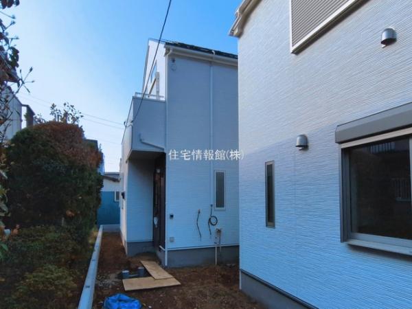 新築戸建 神奈川県川崎市宮前区馬絹１丁目15 東急田園都市線宮前平駅 7,998万円