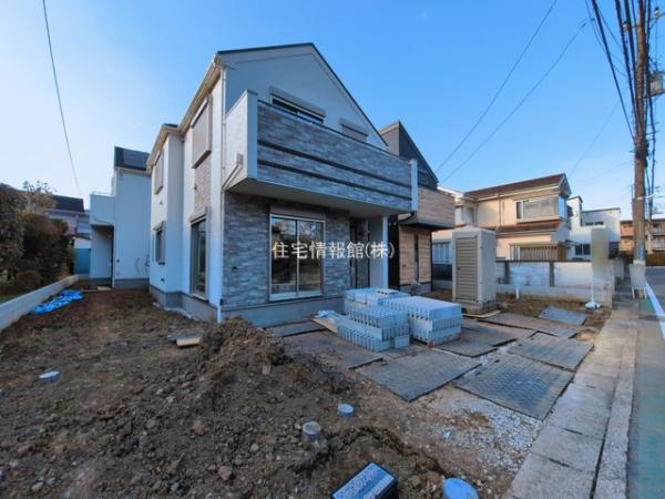 新築戸建 神奈川県川崎市宮前区馬絹１丁目15 東急田園都市線宮前平駅 8,798万円