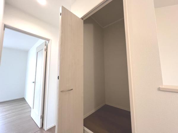 町田市南成瀬6丁目15番 収納