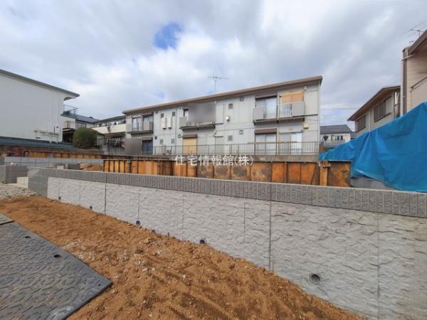 町田市南成瀬6丁目15番 