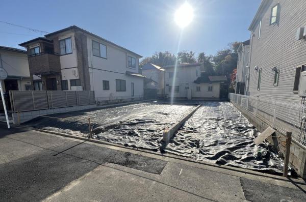 綾瀬市上土棚中６丁目 土地 前面道路含む現地写真