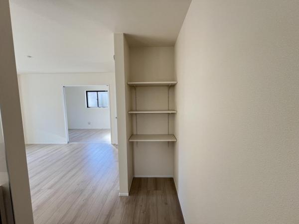 見沼区堀崎町579番 収納