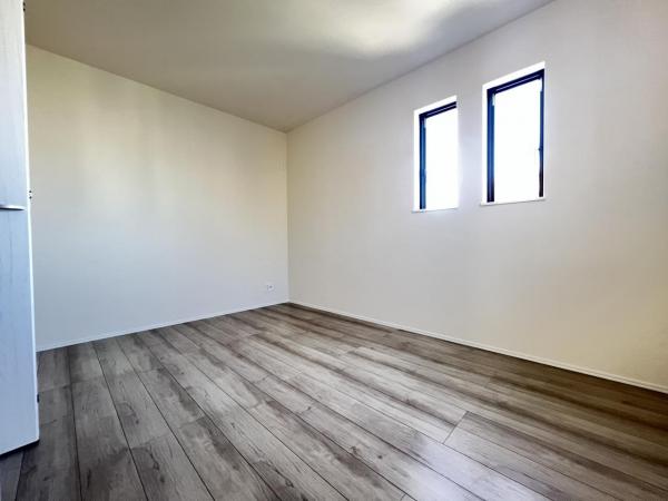 見沼区堀崎町579番 洋室