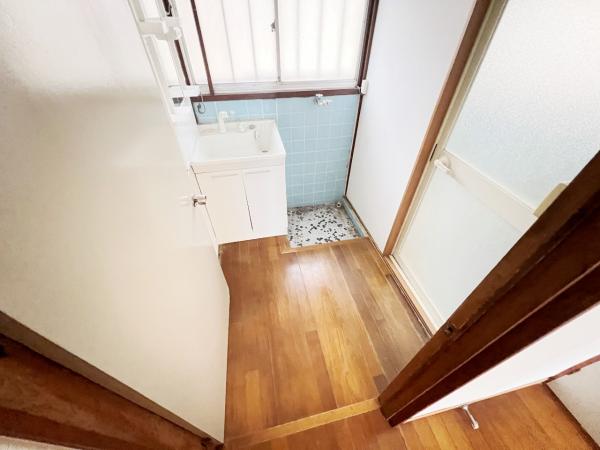 南足柄市塚原 中古戸建 脱衣所