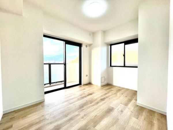 グリーンパーク秦野 洋室