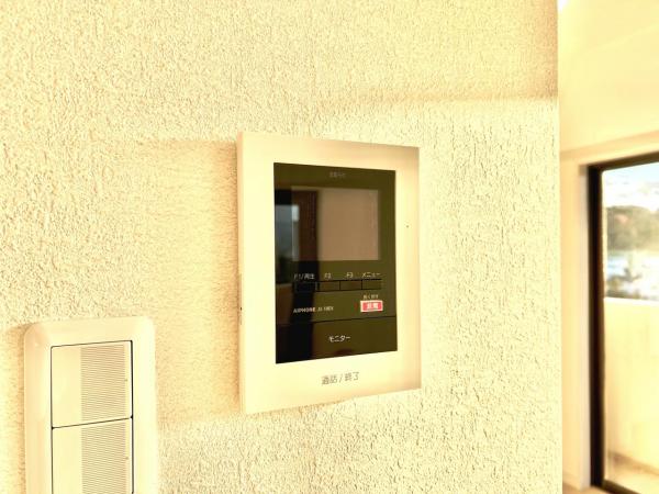 グリーンパーク秦野 TVモニター付きインターフォン