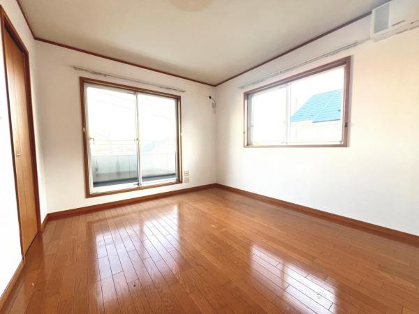 町田市山崎町 中古戸建 洋室