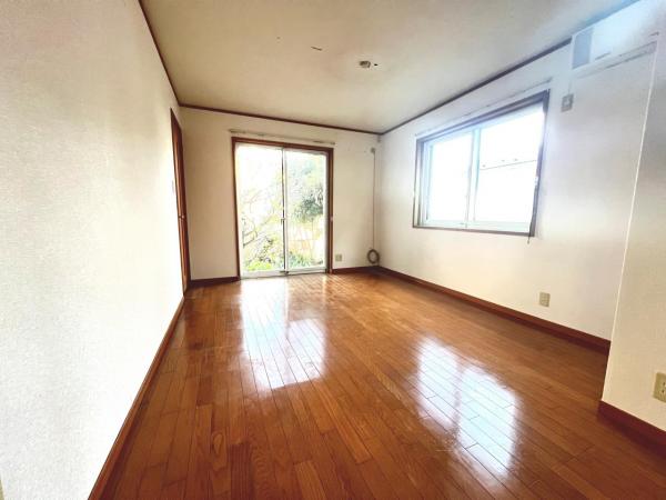 町田市山崎町 中古戸建 リビング