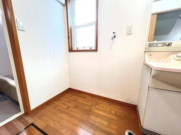 町田市山崎町 中古戸建 ランドリースペース