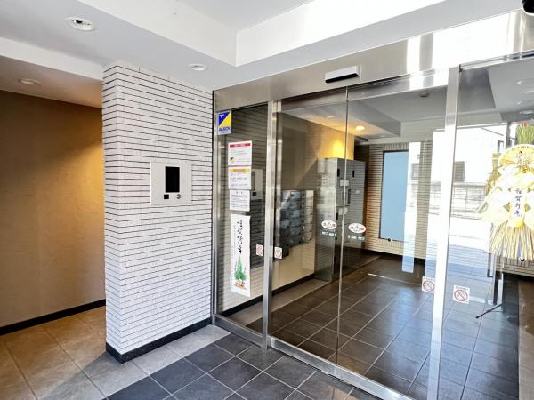 クオス金沢八景レジデンシャルステージ エントランス（外）