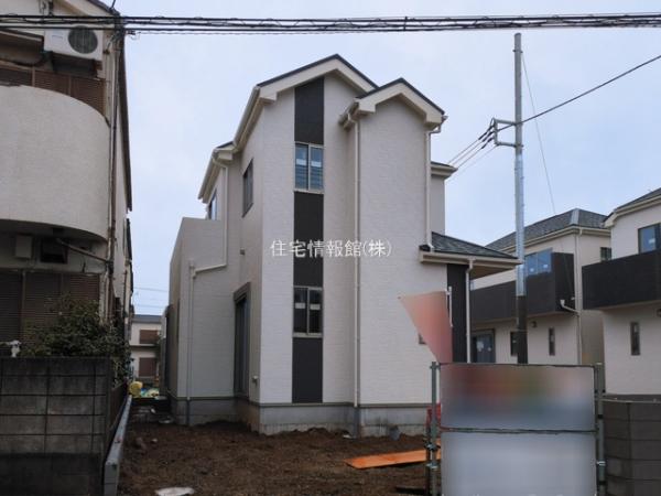 新築戸建 埼玉県三郷市戸ケ崎５丁目175 つくばエクスプレス八潮駅 3,790万円