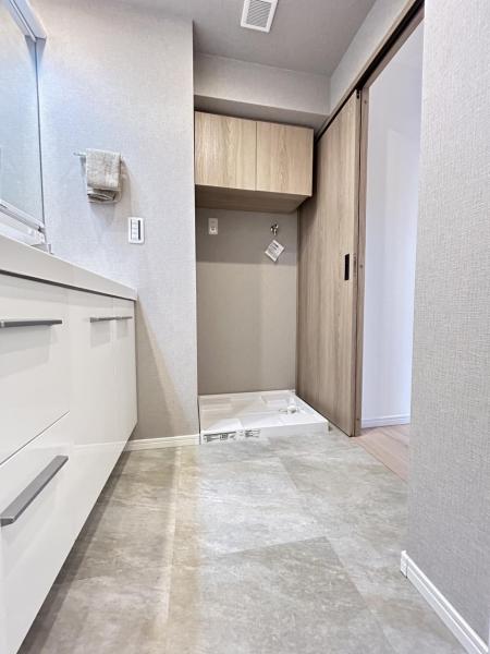 アイディスクエア川越新富町 ランドリースペース