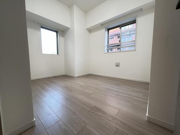 アイディスクエア川越新富町 洋室