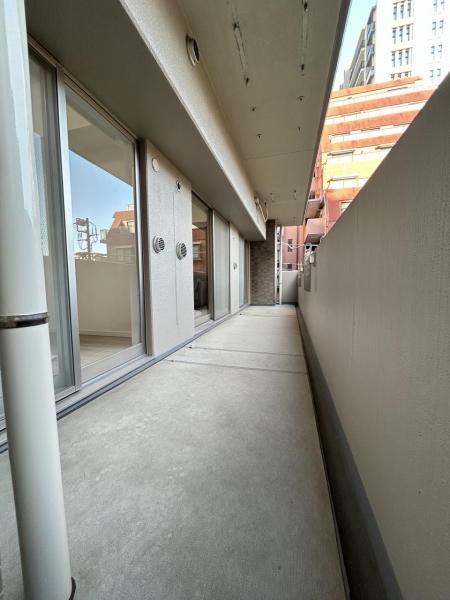 アイディスクエア川越新富町 玄関