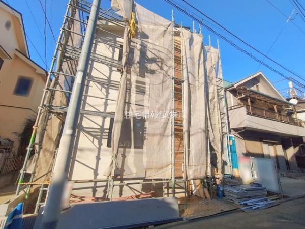 新築戸建 東京都練馬区大泉町１丁目1270-12 都営大江戸線光が丘駅 5,698万円