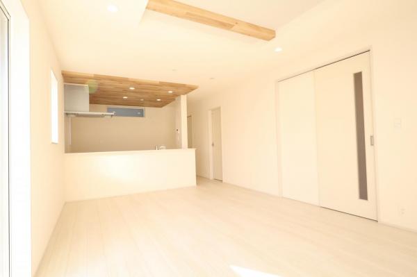 狭山市狭山台4丁目 リビングダイニング