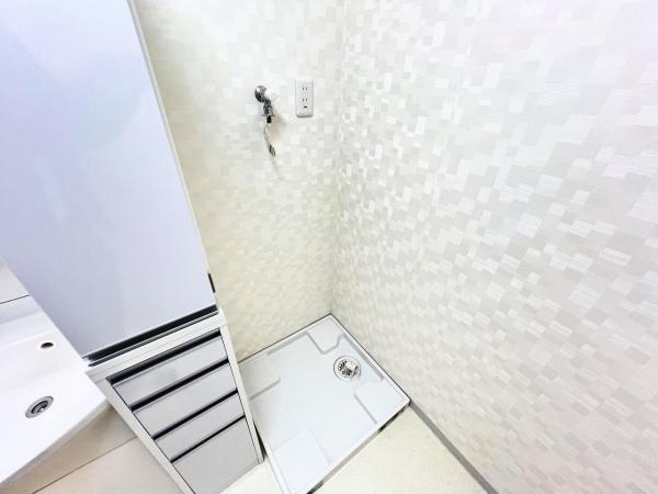 キャッスル東海大学前マンション ランドリースペース