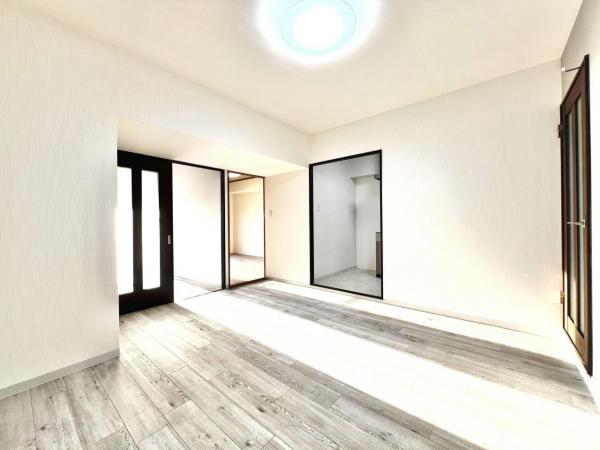 キャッスル東海大学前マンション ダイニングキッチン