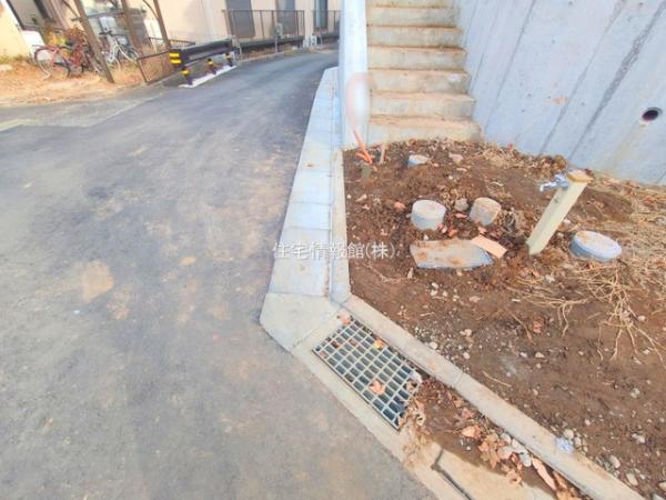 八王子市谷野町 