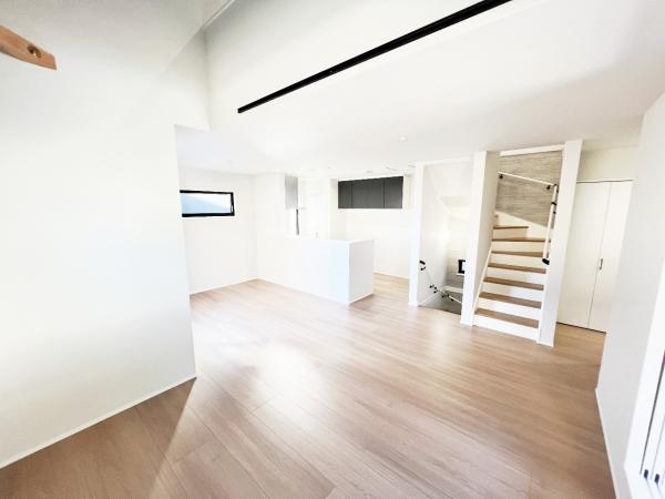 新築戸建 中郡二宮町山西 JR東海道本線(東京〜熱海)二宮駅 4,380万円