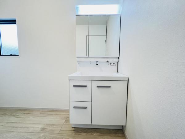 横浜市瀬谷区南瀬谷１丁目 戸建 洗面化粧台